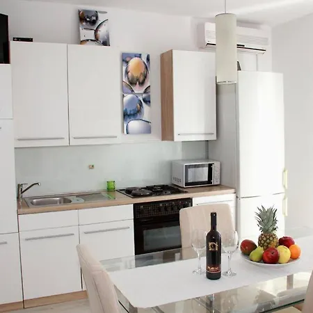 Apartmán Apartman Orange S Pogledom Na More I 50m Od Plaze Vodice